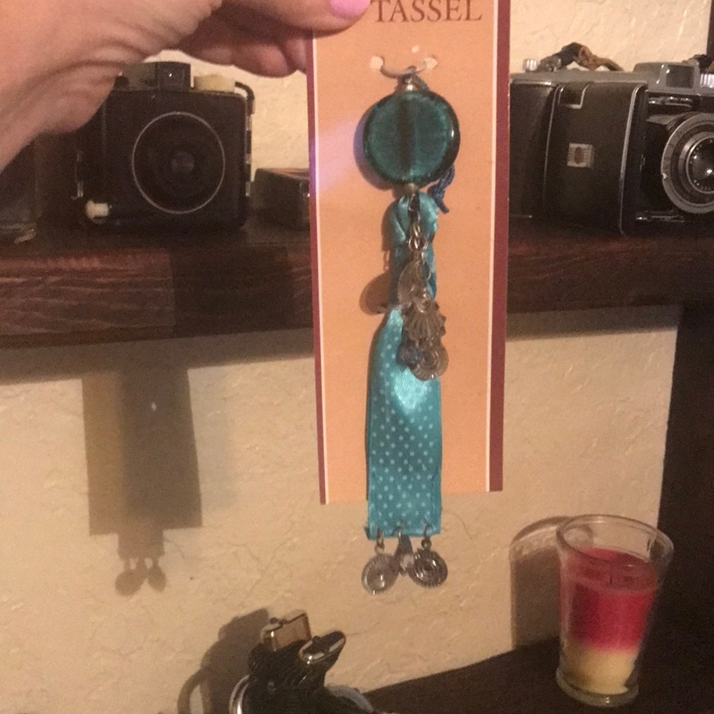 Decorative tassel